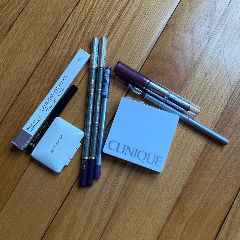 Makeup bundle!